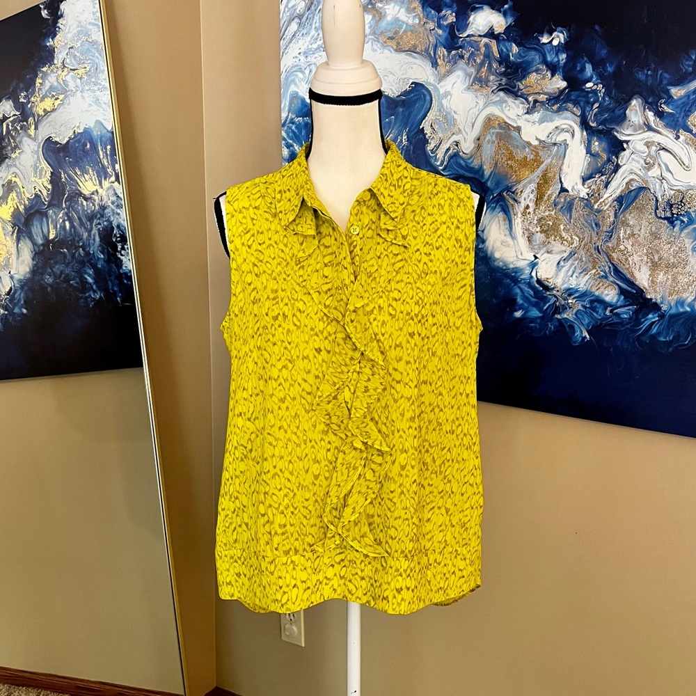 CAbi Chartreuse Sleeveless Ruffled Blouse | Medium